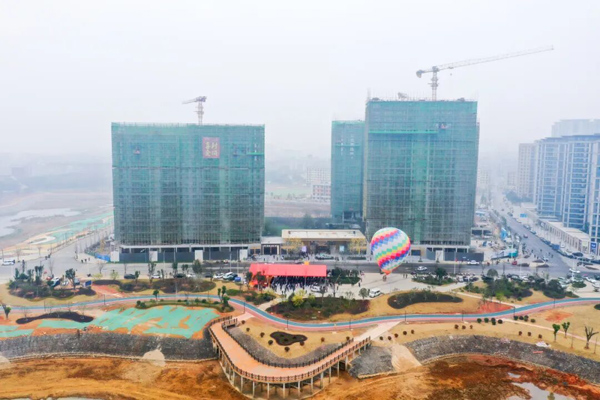 荣耀启封！岳阳县新天地・江山云起营销中心惊艳开放